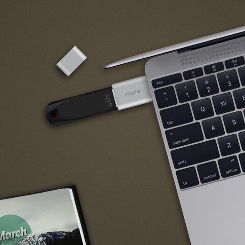 mbeat Attache USB Type-C To USB 3.1 Adapter Black