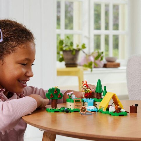 LEGO Animal Crossing Bunnie's Outdoor Activities 77047