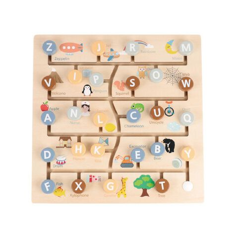 Play Studio Spelling Puzzle