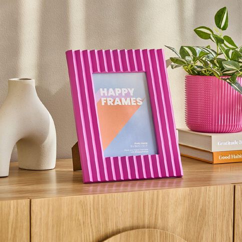 Happy Frames Large Vertical Ribbed 13x18 Pink