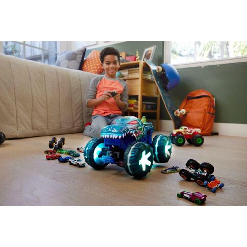 Hot Wheels Monster Trucks Mega Wrex Power Smashers Remote Control