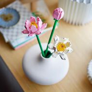 LEGO Botanicals Flowers Lotus Flowers 40647