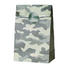 Party Inc Camo Paper Loot Bags with Seals 12cm x 22cm 8 Pack