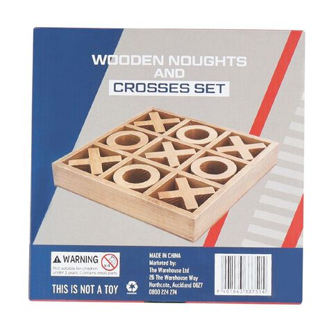 Party Inc Noughts & Crosses Set 23cm x 23cm x 3.5cm Natural