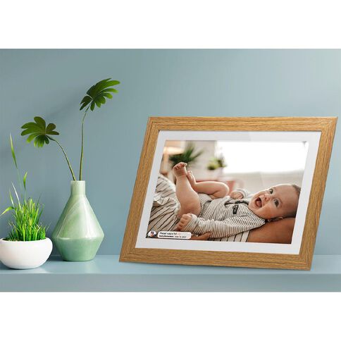 Jackson Frameo 10 inch WiFi Digital Photo Frame With Oak Frame White