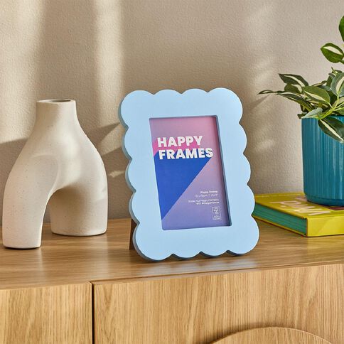 Happy Frames Scalloped 10x15 Blue
