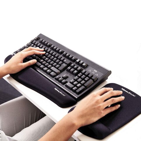 Fellowes Plush Touch Wrist Rest Black