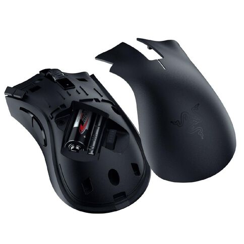 Razer Naga V2 HyperSpeed Wireless Mouse