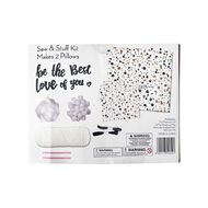 Uniti Sew & Stuff Kit