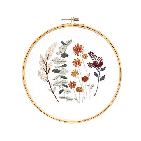 Uniti Embroidery Kit Rustic Flowers 14 Pieces