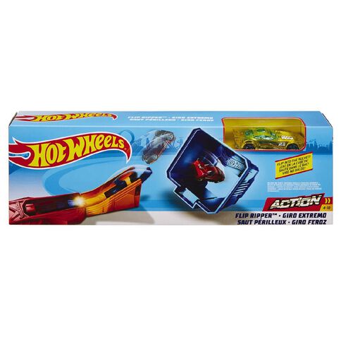 Hot Wheels Classic Stunt Entry Track Set Assorted