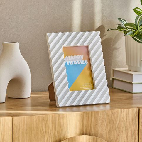 Happy Frames Large Ribbed 10x15 White
