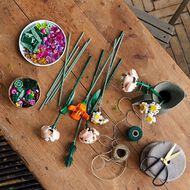 LEGO CREATOR Expert Flower Bouquet 10280