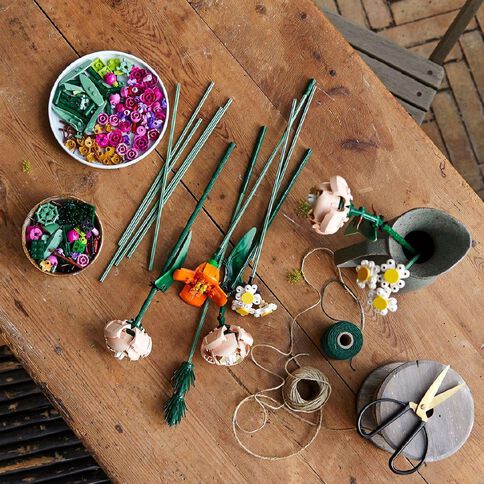 LEGO CREATOR Expert Flower Bouquet 10280
