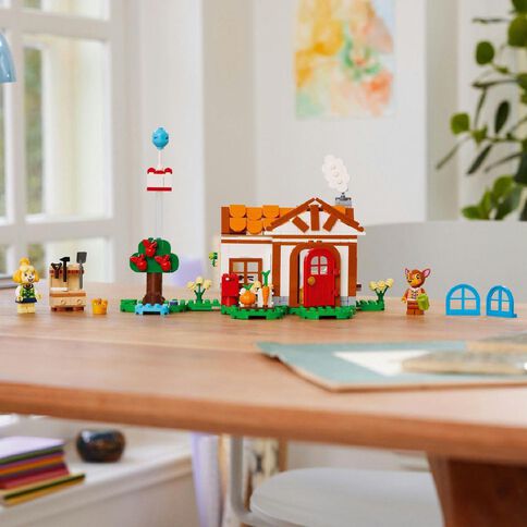 LEGO Animal Crossing Isabelle's House Visit 77049