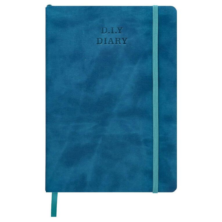 WS Undated Diary A5 Week to view