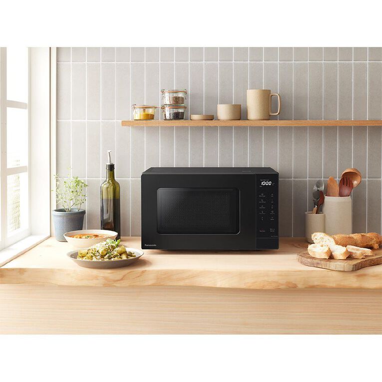 Panasonic Microwave 20L 800W NN-ST22QBQPQ Black
