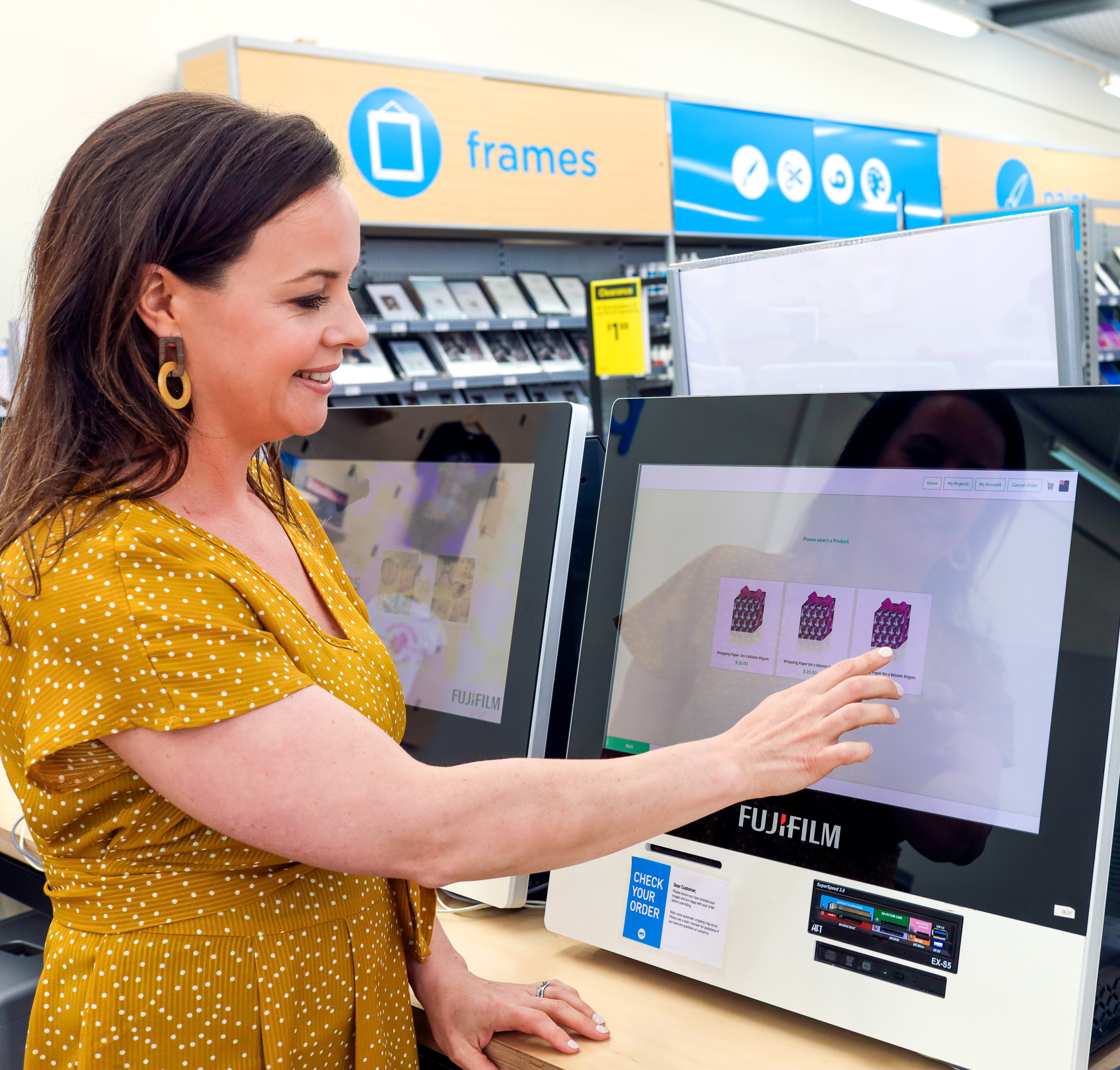 In store printing photo kiosk